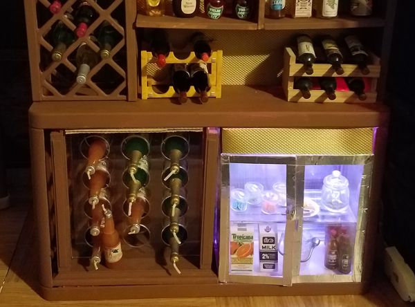 Playscale Emporium image of bar frig